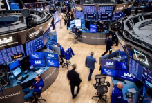 Photo of Wall Street abrió con alzas en todos sus índices tras la reducción en las tasas y la millonaria inversión de Nvidia en Intel