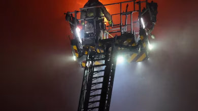 Photo of Incendio en Hong Kong: las autoridades confirmaron 44 muertos y buscan a casi 300 personas