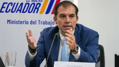 Photo of Ministerio del Trabajo, gremios y empresarios definen alza del salario básico