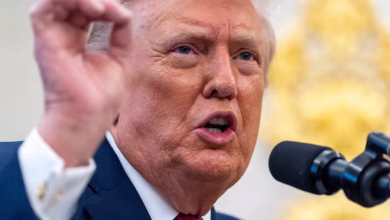 Photo of Donald Trump ordenó un bloqueo total a los barcos petroleros sancionados que entran y salen de Venezuela