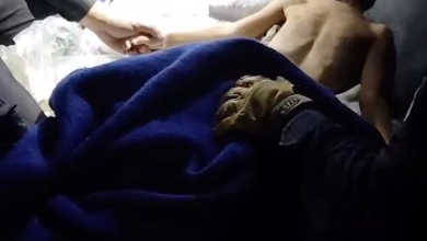 Photo of Así fue el rescate de un niño de tres años que pasó seis días bajo los escombros del terremoto en La Guaira