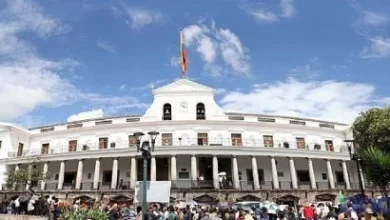 Photo of Asamblea Constituyente: un libro plantea cómo ir desmontando la Constitución de Ecuador