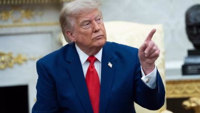 Photo of Trump advirtió que EEUU bombardeará puentes y centrales eléctricas de Irán por cada disparo contra buques en el estrecho de Ormuz